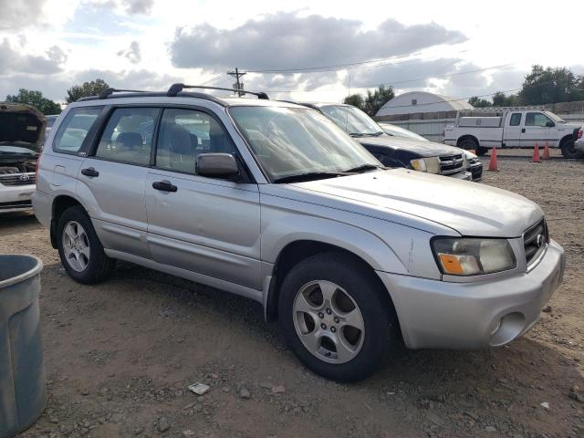 JF1SG656X4H746943 - 2004 SUBARU FORESTER 2.5XS ნაცრისფერი ფოტო 4
