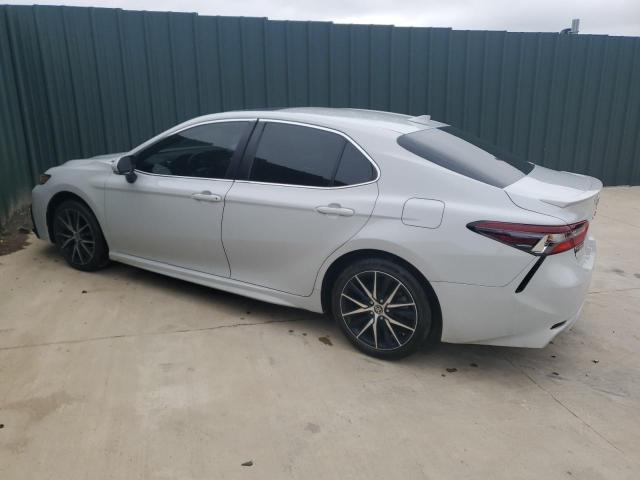 4T1T11AK5RU243384 - 2024 TOYOTA CAMRY SE NIGHT SHADE WHITE photo 2