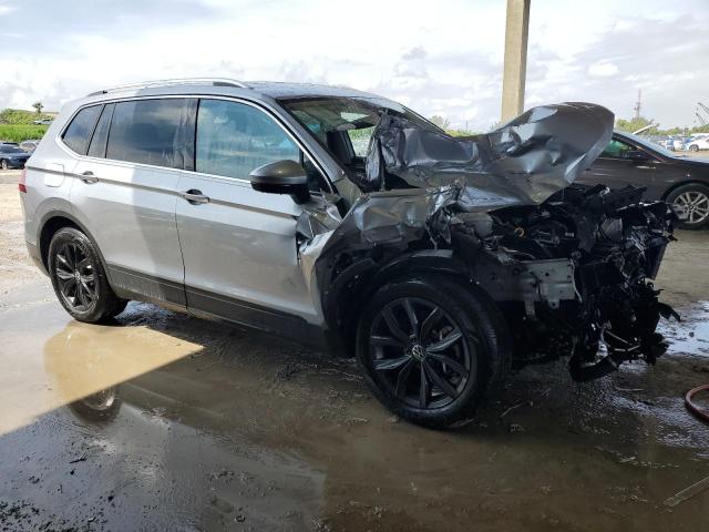 3VV3B7AX8RM137033 - 2024 VOLKSWAGEN TIGUAN SE Srebrny zdjęcie 4