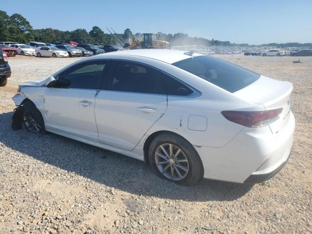 5NPE24AF5JH616078 - 2018 HYUNDAI SONATA SE WHITE photo 2