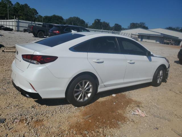 5NPE24AF5JH616078 - 2018 HYUNDAI SONATA SE WHITE photo 3