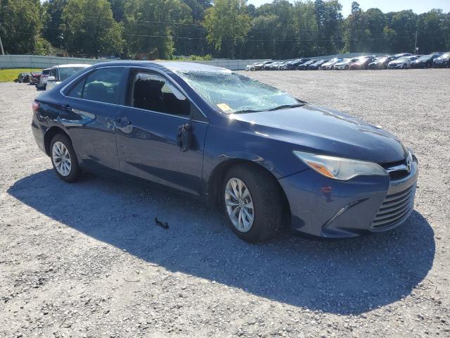 4T4BF1FK5FR494980 - 2015 TOYOTA CAMRY LE BLUE photo 4