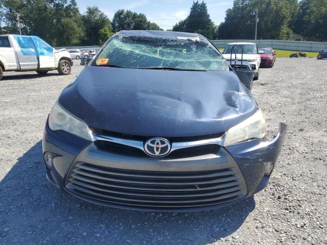 4T4BF1FK5FR494980 - 2015 TOYOTA CAMRY LE BLUE photo 5