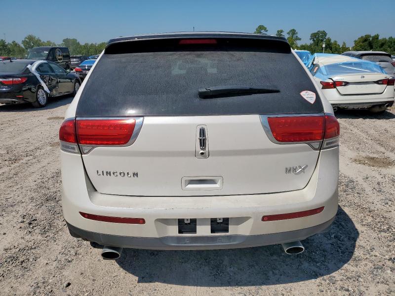 2LMDJ6JK3CBL02578 - 2012 LINCOLN MKX WHITE photo 6