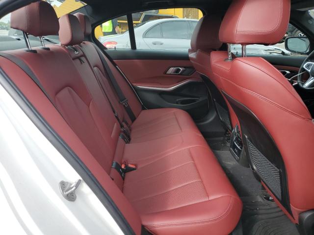 3MW39FS02P8D08576 - 2023 BMW 330XE WHITE photo 10