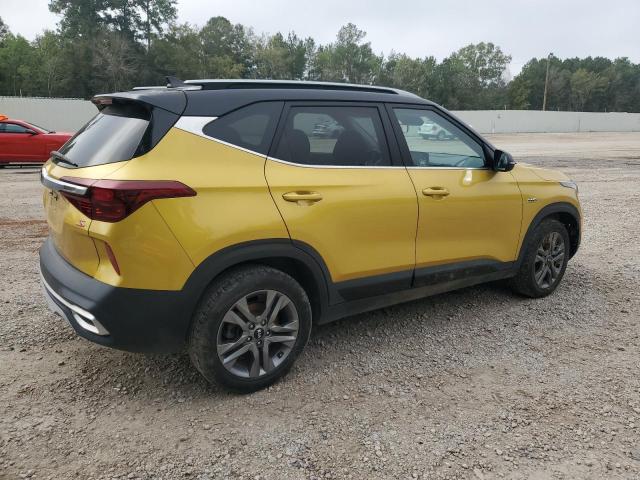 KNDEUCAA6M7177734 - 2021 KIA SELTOS S YELLOW photo 3