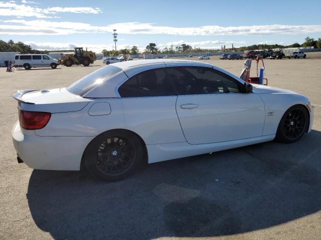 WBADX1C56CJ128216 - 2012 BMW 335 I SULEV WHITE photo 3