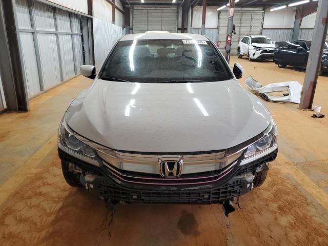 1HGCR2F53HA116429 - 2017 HONDA ACCORD SPORT WHITE photo 5
