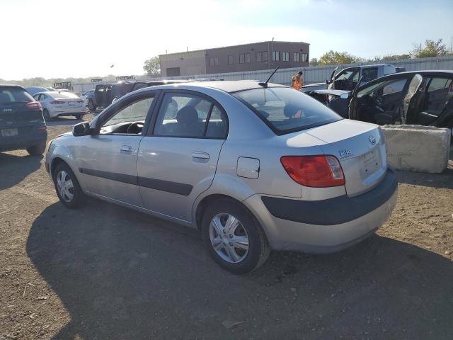 KNADE223496495879 - 2009 KIA RIO BASE SILVER photo 2