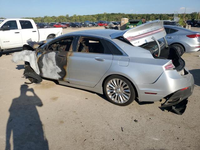 3LN6L2J92FR623215 - 2015 LINCOLN MKZ SILVER photo 2