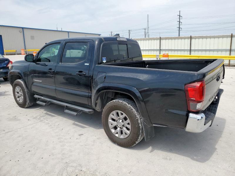 3TMAZ5CN5JM072731 - 2018 TOYOTA TACOMA DOUBLE CAB BLACK photo 2