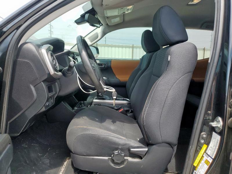 3TMAZ5CN5JM072731 - 2018 TOYOTA TACOMA DOUBLE CAB BLACK photo 7