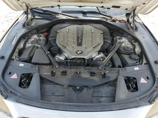 WBAKA8C54BCY36534 - 2011 BMW 750 I WHITE photo 11