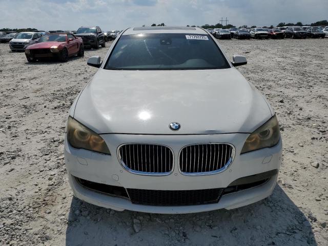 WBAKA8C54BCY36534 - 2011 BMW 750 I WHITE photo 5