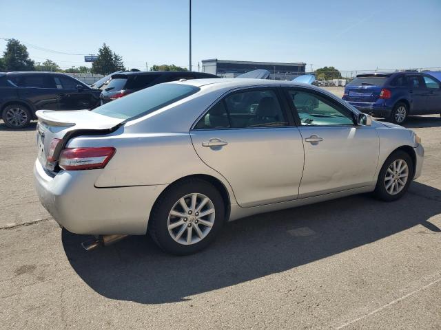 4T1BF3EK0AU098228 - 2010 TOYOTA CAMRY BASE 银色 照片 3