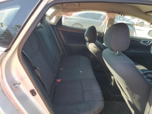 3N1AB7AP4JL633921 - 2018 NISSAN SENTRA S SILVER photo 10