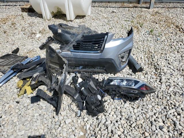 JF2SKAWC2KH542457 - 2019 SUBARU FORESTER TOURING Серебристый фото 12