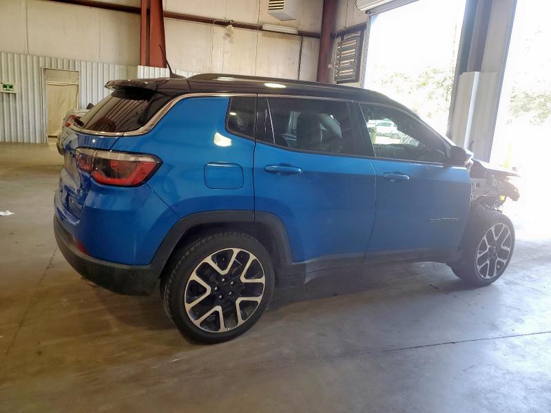 3C4NJCCB2JT272894 - 2018 JEEP COMPASS LIMITED Կապույտ լուսանկար 3
