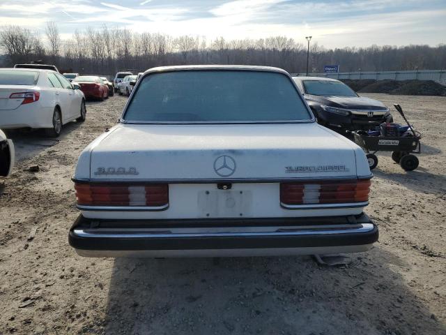 WDBAB33AXDB033441 - 1983 MERCEDES-BENZ 300 DT WHITE photo 6