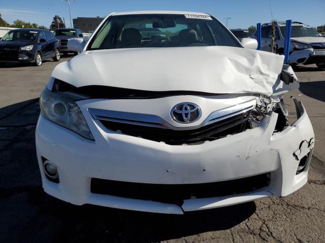 4T1BB3EK7AU118812 - 2010 TOYOTA CAMRY HYBRID WHITE photo 5