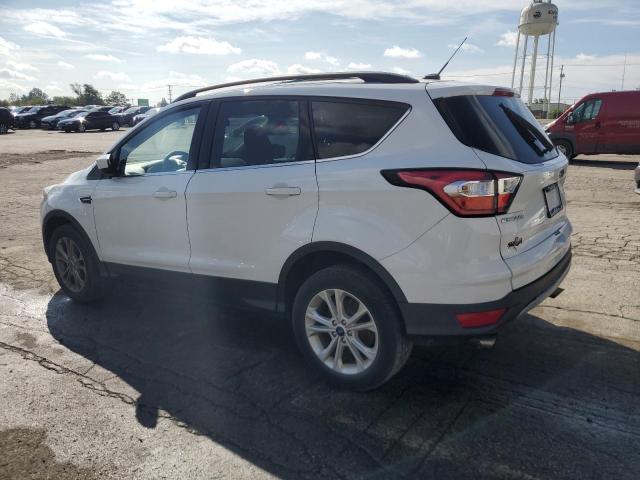 1FMCU9GD6JUC29058 - 2018 FORD ESCAPE SE أبيض صورة 2
