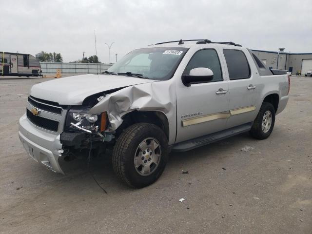 3GNNCFE05AG131888 - 2010 CHEVROLET AVALANCHE LT SILVER photo 1