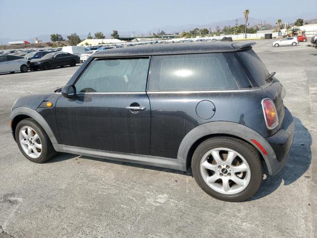 WMWMF33597TT50208 - 2007 MINI COOPER BLACK photo 2