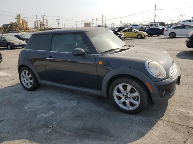 WMWMF33597TT50208 - 2007 MINI COOPER BLACK photo 4