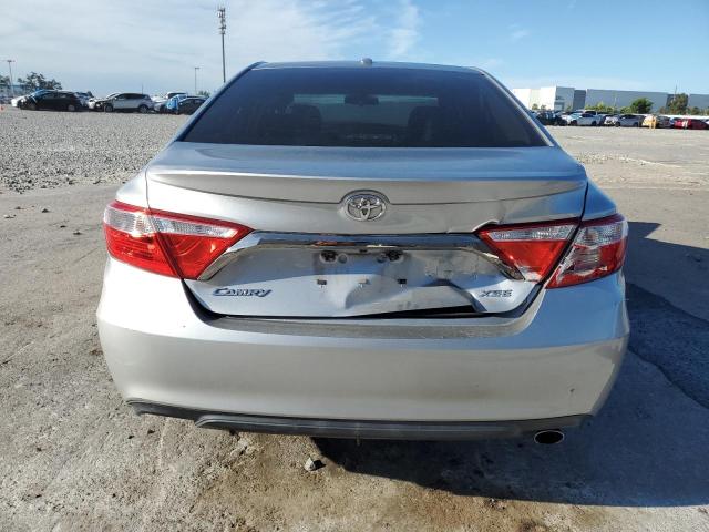 4T1BF1FK7FU017249 - 2015 TOYOTA CAMRY LE SILVER photo 6