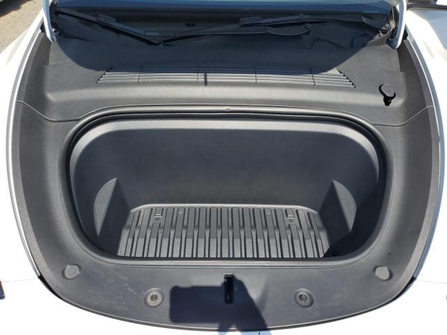 7SAYGAEE3NF515885 - 2022 TESLA MODEL Y WHITE photo 11