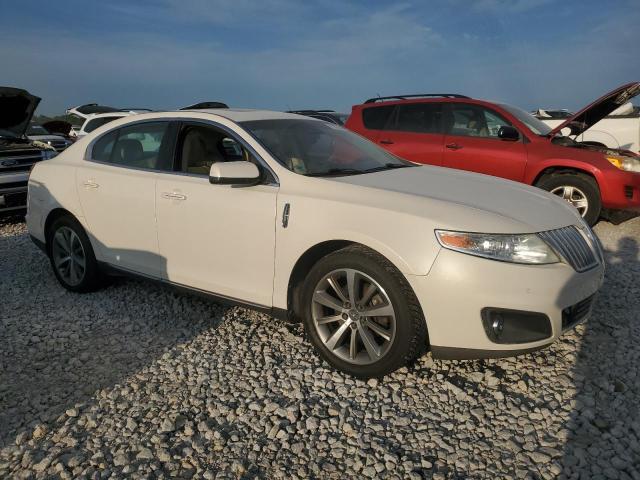1LNHM94R69G620310 - 2009 LINCOLN MKS WHITE photo 4
