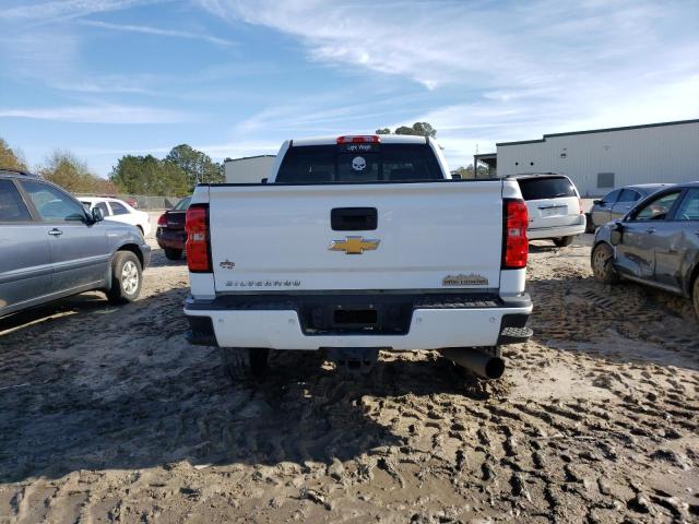 1GC1KXEY7JF221373 - 2018 CHEVROLET SILVERADO K2500 HIGH COUNTRY WHITE photo 6