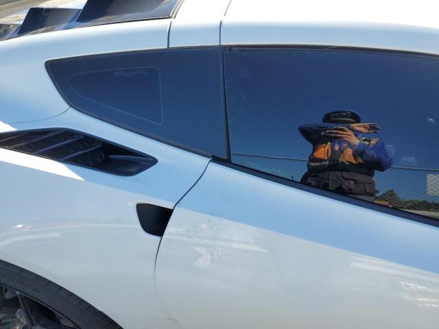 1G1YA2D71K5101131 - 2019 CHEVROLET CORVETTE STINGRAY 1LT WHITE photo 10