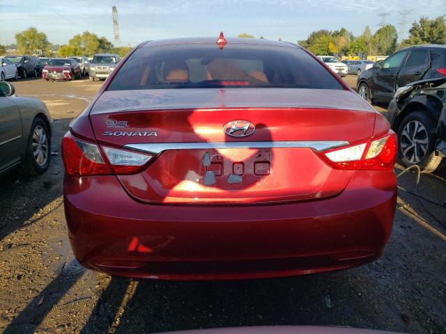 5NPEB4AC4BH306091 - 2011 HYUNDAI SONATA GLS RED photo 6