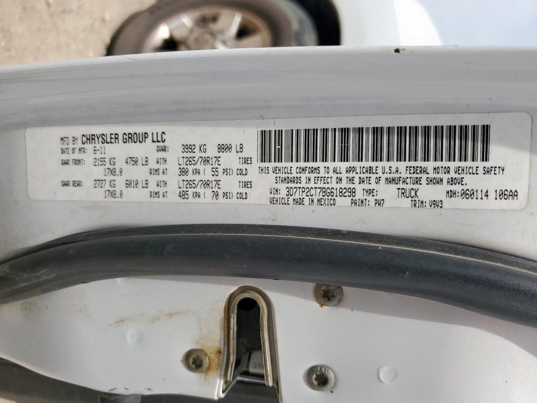 3D7TP2CT7BG618298 - 2011 DODGE RAM 2500 WHITE photo 12