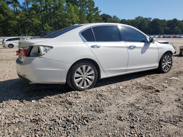 1HGCR3F84FA024663 - 2015 HONDA ACCORD EXL WHITE photo 3
