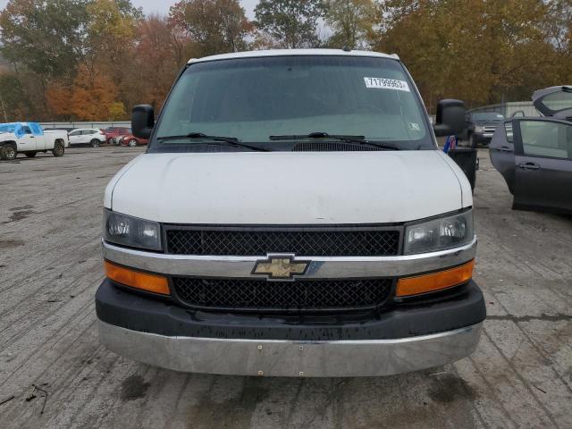 1GAZGPFG5G1299174 - 2016 CHEVROLET EXPRESS G3 LT WHITE photo 5