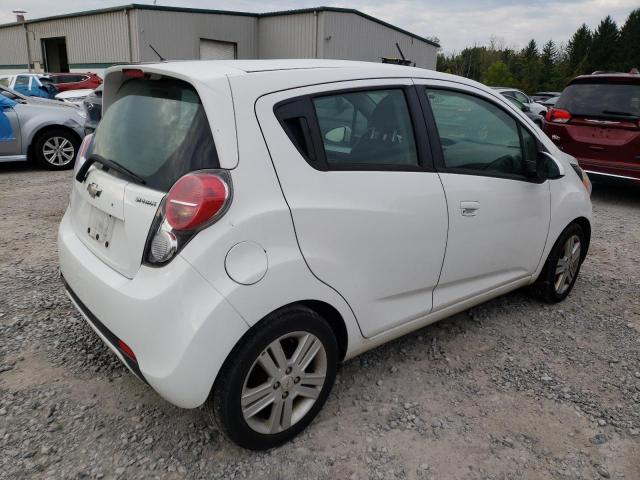 KL8CD6S95FC738621 - 2015 CHEVROLET SPARK 1LT WHITE photo 3