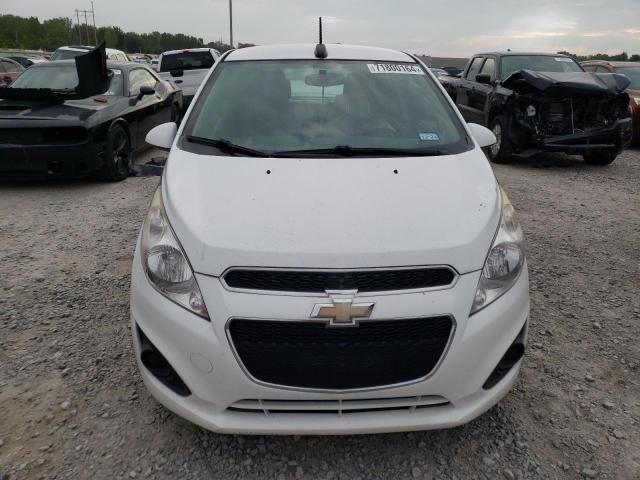 KL8CD6S95FC738621 - 2015 CHEVROLET SPARK 1LT WHITE photo 5