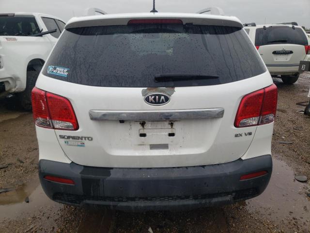 5XYKUDA25BG086438 - 2011 KIA SORENTO EX WHITE photo 6