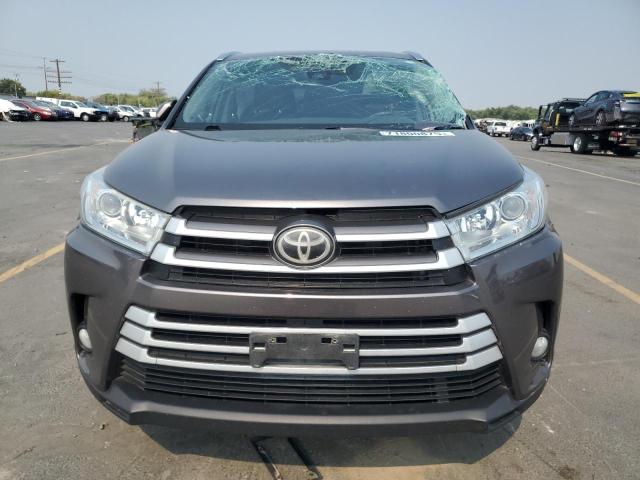 5TDJZRFH1KS933482 - 2019 TOYOTA HIGHLANDER SE GRAY photo 5