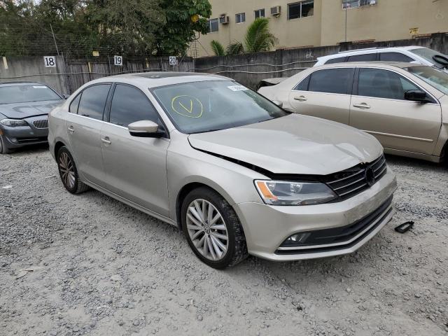 3VWD17AJXFM323263 - 2015 VOLKSWAGEN JETTA SE GOLD photo 4