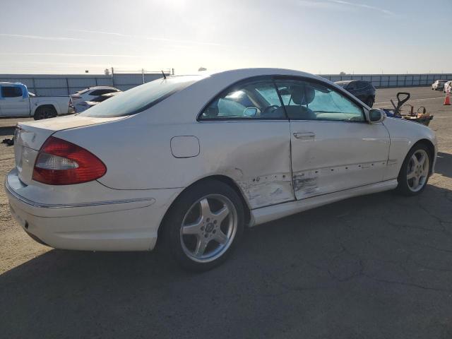 WDBTJ75J74F075669 - 2004 MERCEDES-BENZ CLK 500 WHITE photo 3