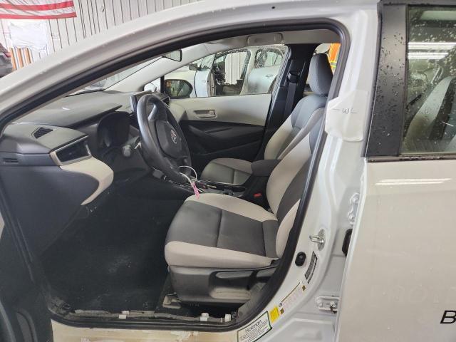 JTDBDMHE6S3019738 - 2025 TOYOTA COROLLA LE WHITE photo 12