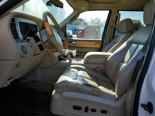 5LMFU28587LJ20723 - 2007 LINCOLN NAVIGATOR 白色 照片 7
