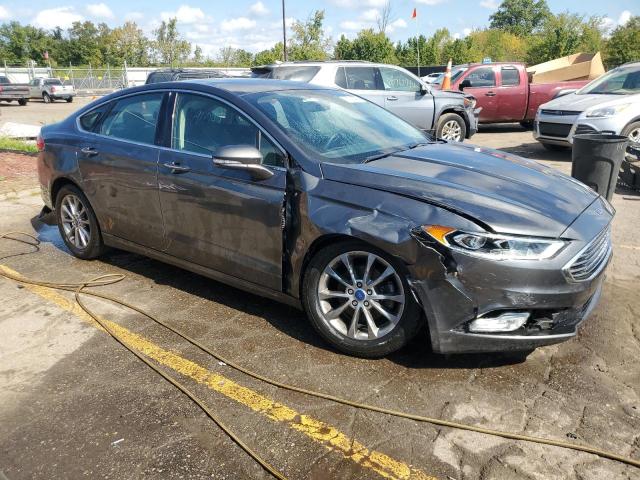 3FA6P0HD5HR341487 - 2017 FORD FUSION SE GRAY photo 4