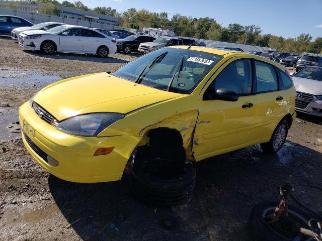 3FAFP37303R147775 - 2003 FORD FOCUS ZX5 YELLOW photo 1