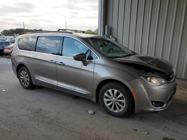 2C4RC1BG1HR553160 - 2017 CHRYSLER PACIFICA TOURING L TAN photo 4