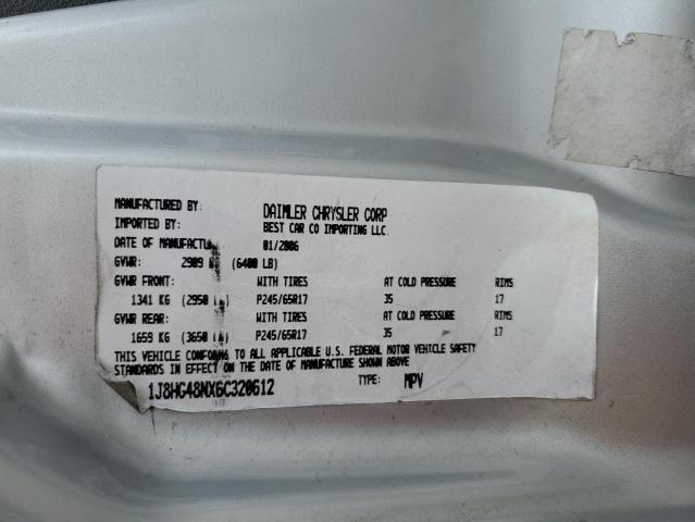 1J8HG48NX6C320612 - 2006 JEEP COMMANDER 银色 照片 12