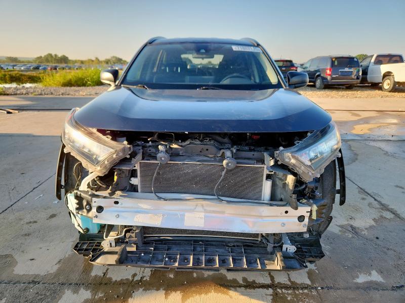 JTMH1RFV7KD512941 - 2019 TOYOTA RAV4 LE BLACK photo 5